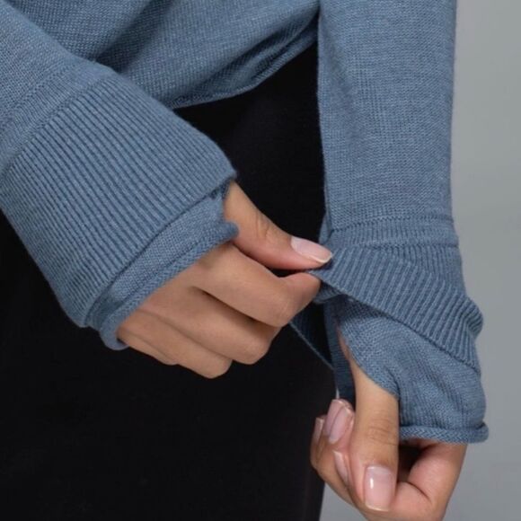 LULULEMON Iconic Sweater Wrap 10 - Picture 5 of 9